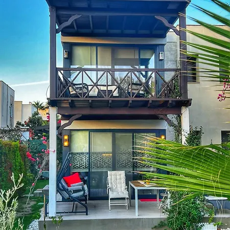 Serenity In Designer Villa *